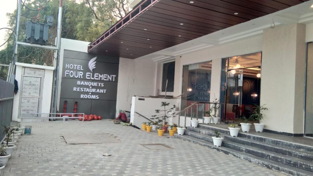 Hotel Four Element 바라나시 외부 사진